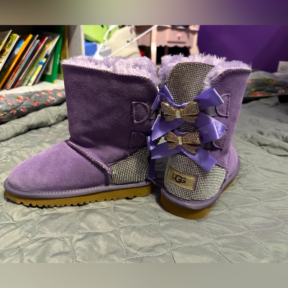 Brand New customized purple Uggs girl size 2
